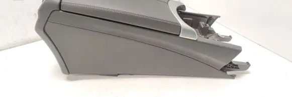 Mercedes-Benz C W205 Armrest A2056802305 2056802305 A2056808804