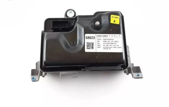 Tesla Model Y Comfort/convenience module 1497324-00-H 149732400H 1583991-10-D
