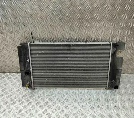 Toyota Auris E180 Coolant radiator 164000D400