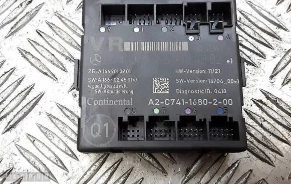 Mercedes-Benz A W176 Door control unit/module A1669004302