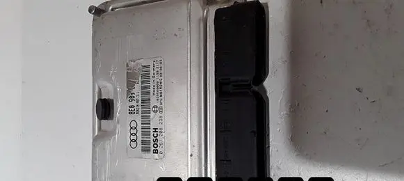 Audi A4 S4 B7 8E 8H Engine control unit/module 8E0909559M