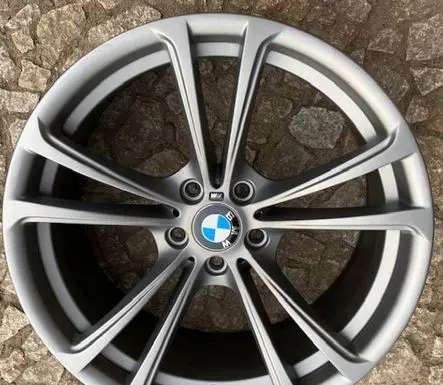 Audi A5 8T 8F R20 alloy rim 9JX20