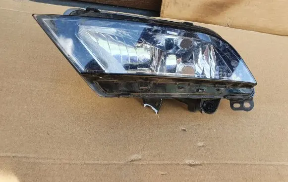 Seat Ibiza IV (6J,6P) Front fog light 6J991701A 6J9941701A