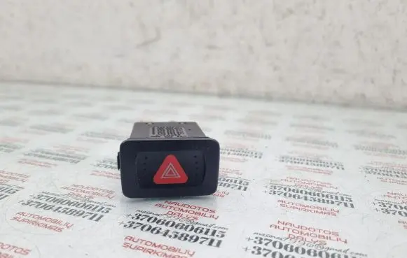Volkswagen Golf IV Hazard light switch 1J0953235A
