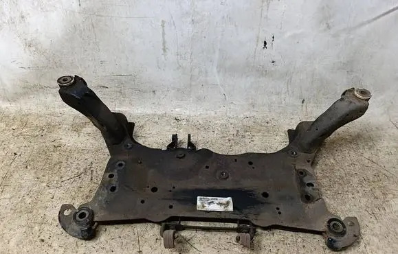 Volvo V40 Front subframe 
