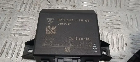 Porsche Panamera (970) Gateway control module 97061811505