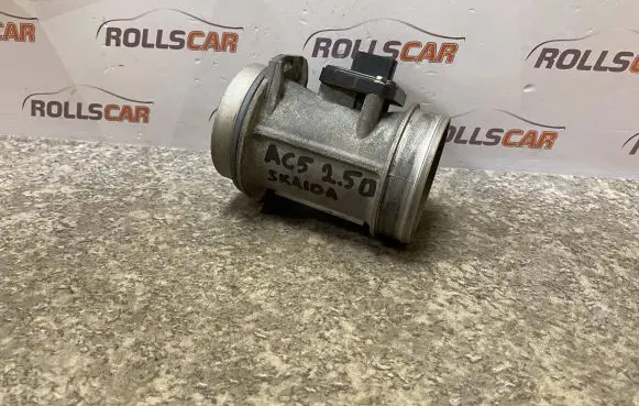 Audi A6 S6 C5 4B Mass air flow meter 059906461G 54321 AFH7025C