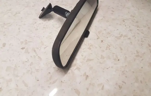 Mitsubishi Pajero Rear view mirror (interior) 011681 E8011681