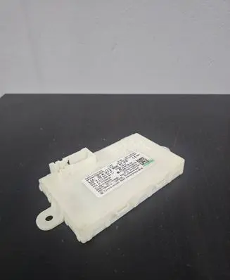 Mercedes-Benz E W213 Keyless (KESSY) go control unit/module A2129009729