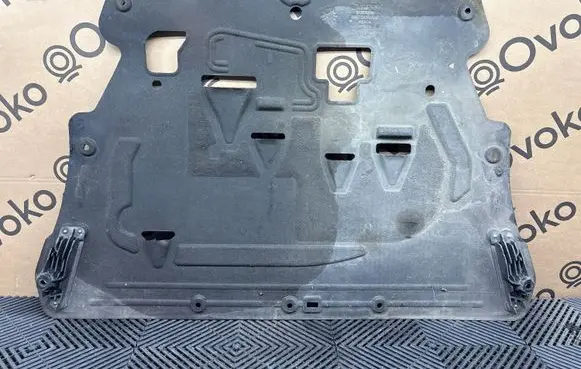 Volvo XC90 Engine splash shield/under tray 31378306