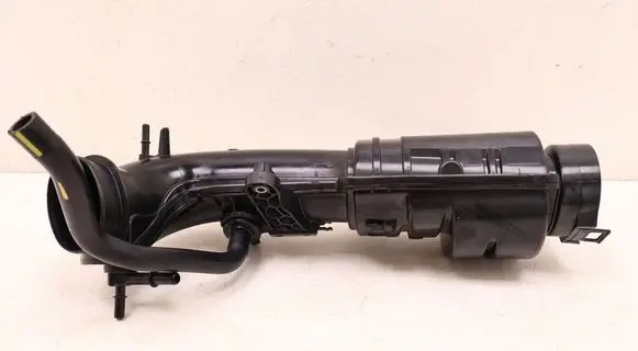 Volvo XC60 Intake resonator 32146151