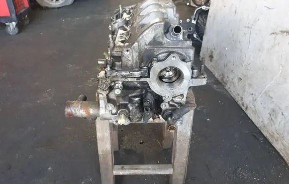 Toyota Avensis T250 Engine head FTV