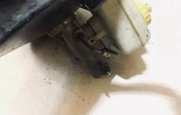 Audi A3 S3 8L Master brake cylinder l481402 1j1611349