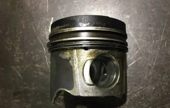 Renault Scenic I Piston 080279