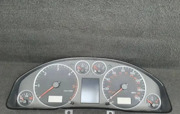 Audi A6 S6 C5 4B Speedometer (instrument cluster) 4B0920981J