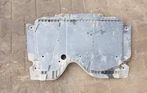 Dacia Dokker Engine splash shield/under tray 758908453RXAUTOPX 758908453R