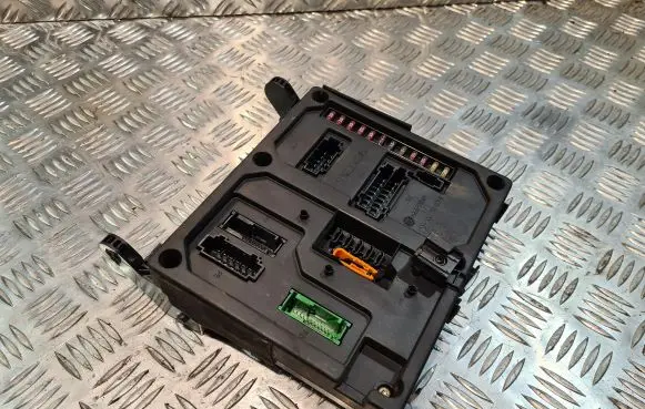 Ford Galaxy Central body control module 7M0962258E