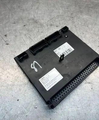 Mercedes-Benz ML W163 SAM control unit 1635458732 05371057