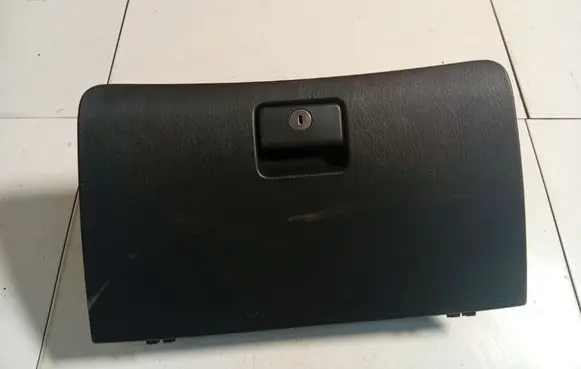 Toyota Corolla E120 E130 Glove box 5555112340