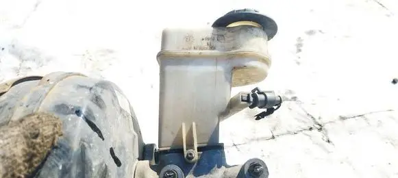 Master brake cylinder