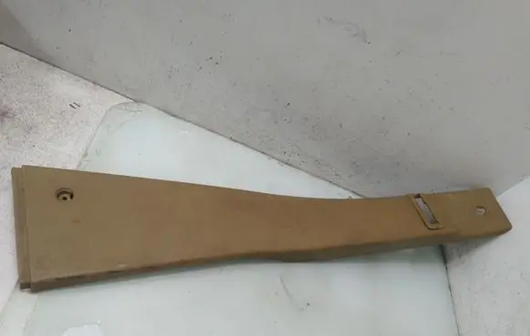 Volvo 940 (B) pillar trim (top) 1349820