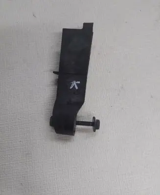 Audi A6 S6 C6 4F Front bumper mounting bracket 4F0807771