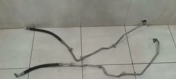Mercedes-Benz E W213 Gearbox oil cooler pipe/hose A2052706000 A2052705900