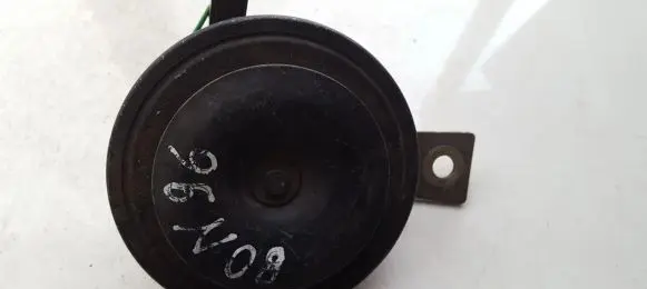 Nissan Serena Horn signal e120011