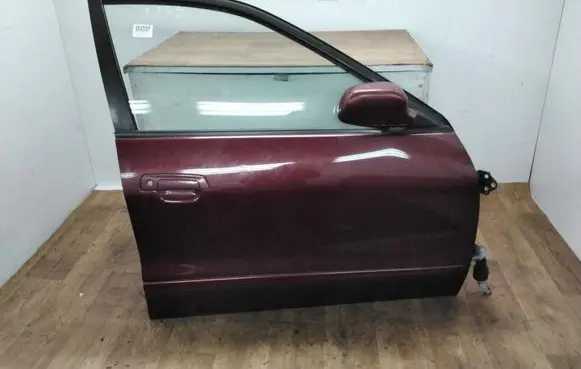 Mitsubishi Galant Front door