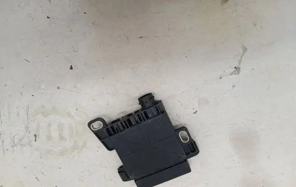BMW 5 F10 F11 Current control relay 9153418