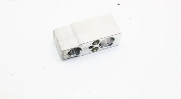 Toyota bZ4X Air conditioning (A/C) expansion valve 