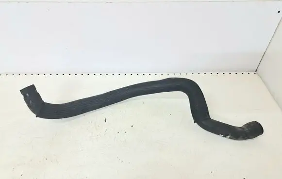 Volvo V70 Engine coolant pipe/hose