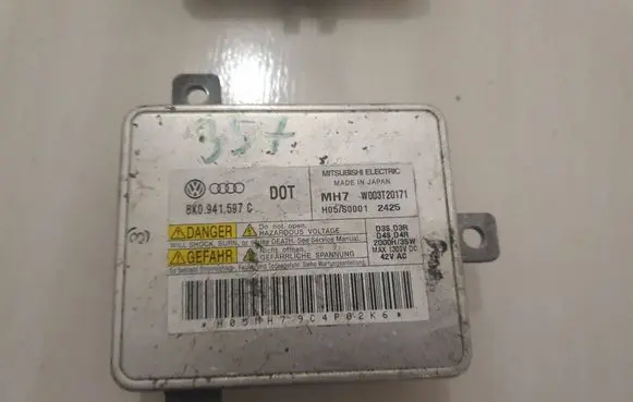 Audi A4 S4 B8 8K Voltage converter/converter module W003T20171 8K0941597C