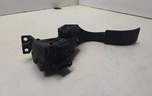 Skoda Superb B5 (3U) Accelerator throttle pedal 8D1721523K 6PV00837603