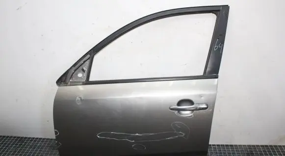 KIA Sorento Front door TITANIUMSILVERIM