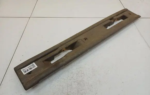 Chrysler Voyager Front passenger seat rail trim 74252