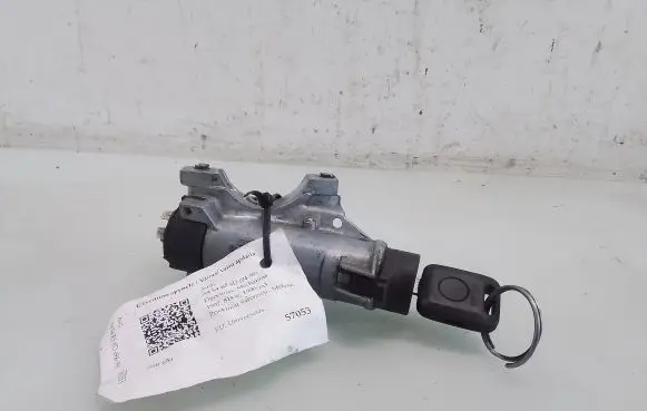 Audi A4 S4 B5 8D Ignition lock 4D0905851A