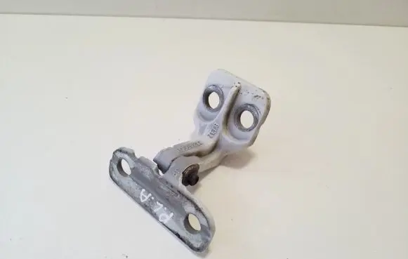 Land Rover Evoque II Front door lower hinge BJ32228A65CB