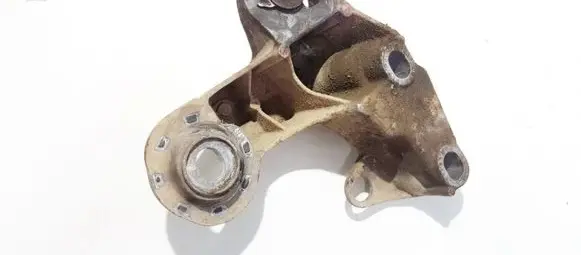 Audi A6 S6 C5 4B Engine mounting bracket 4b0199352b