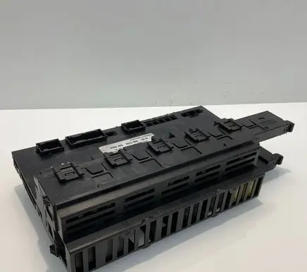 Mercedes-Benz E W211 SAM control unit 2115454801 5DK00804715 A2115454801