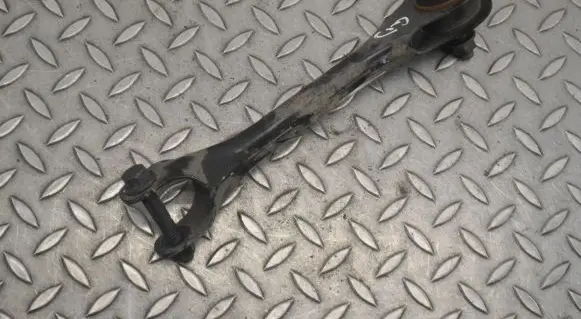 Tesla Model 3 Rear upper control arm/wishbone 104442700C