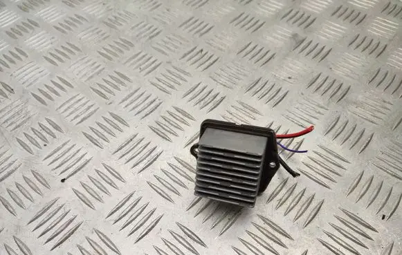 Suzuki Grand Vitara II Heater blower motor/fan resistor 022A13G