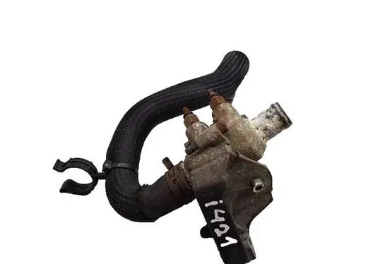 Engine coolant pipe/hose