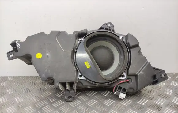 Hyundai Santa Fe Subwoofer speaker 963802W100