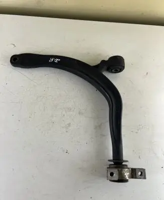 Front lower control arm/wishbone