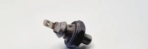 Volkswagen PASSAT B3 Oil pressure sensor 068919081A