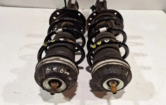 Fiat 500L Front shock absorber/damper