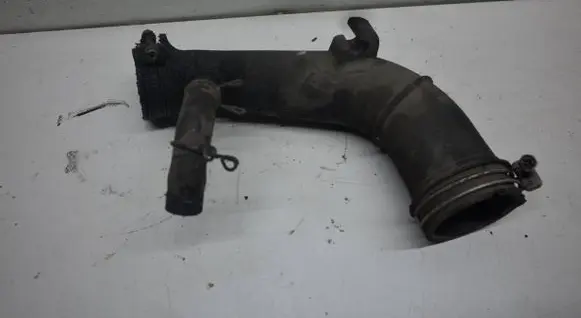 Toyota Yaris Turbo air intake inlet pipe/hose 1788033010