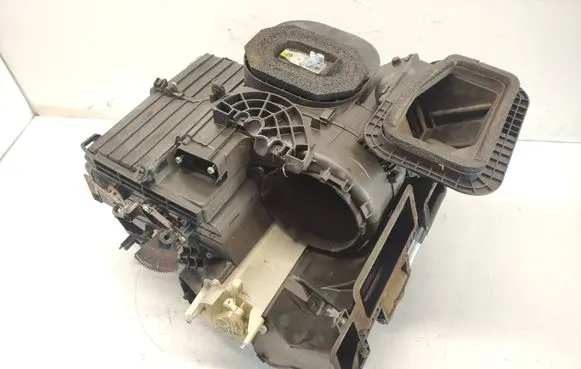 Nissan Qashqai Interior heater climate box assembly housing A35200A7772000 27235JD72A