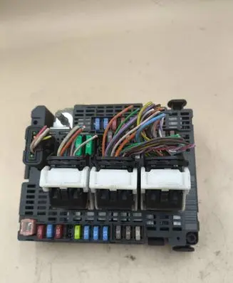 Citroen DS4 BSM Control unit 9807428080 AB2
